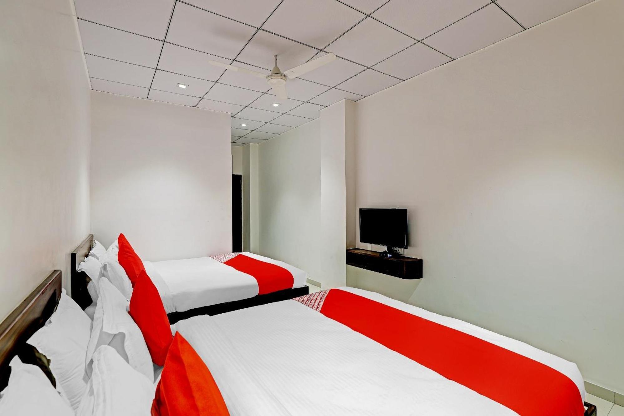 Hotel O Rishta And Jahan Banquet And Rooms Bhatha Exterior photo
